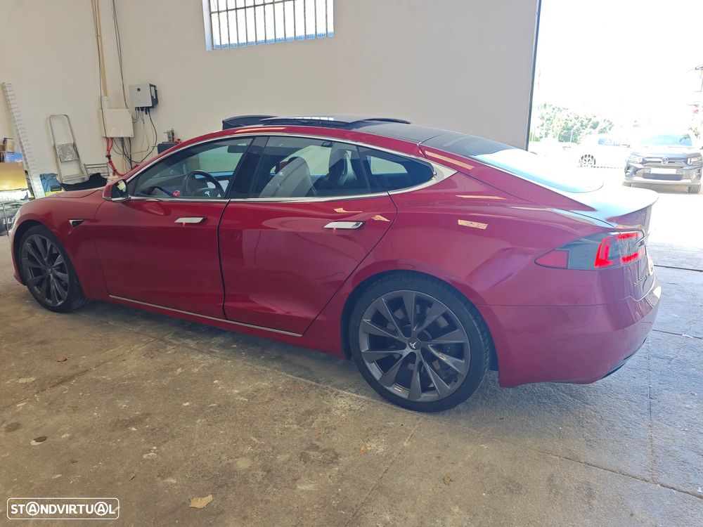 Tesla Model S 100D - 7