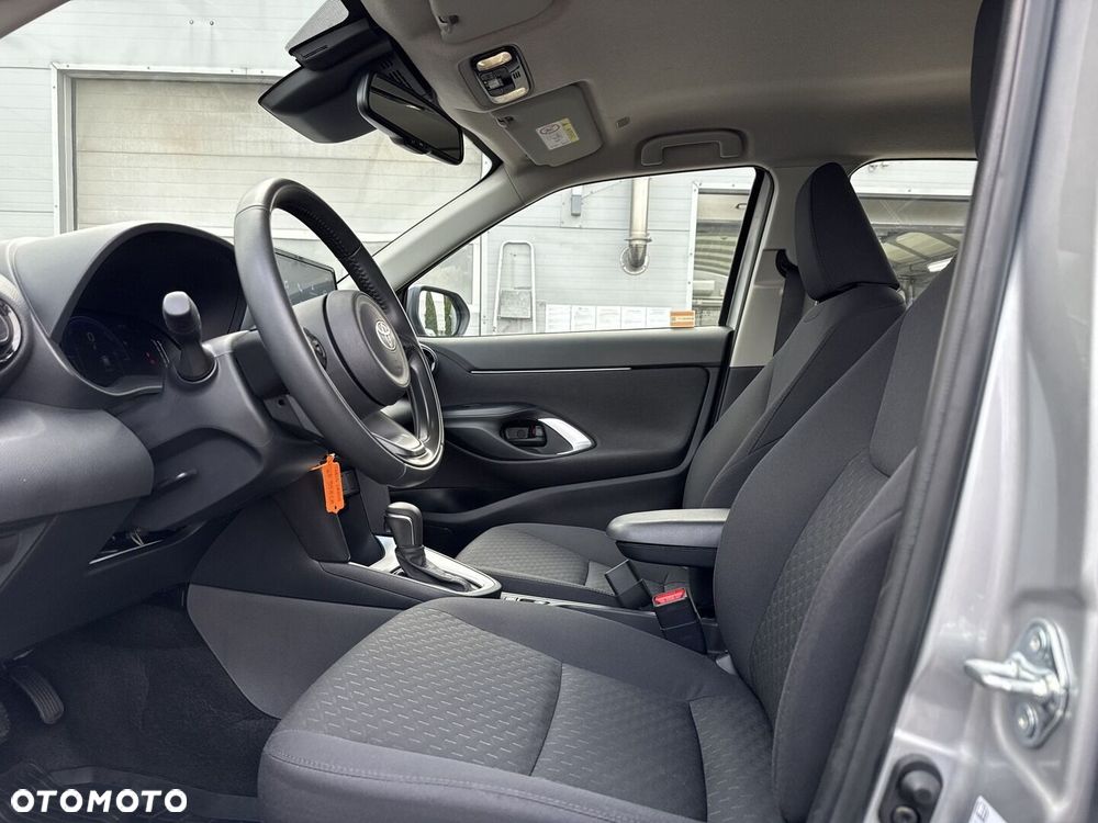 Toyota Yaris Cross Hybrid 1.5 Comfort - 17