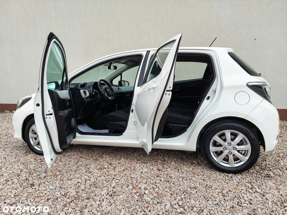 Toyota Yaris - 7