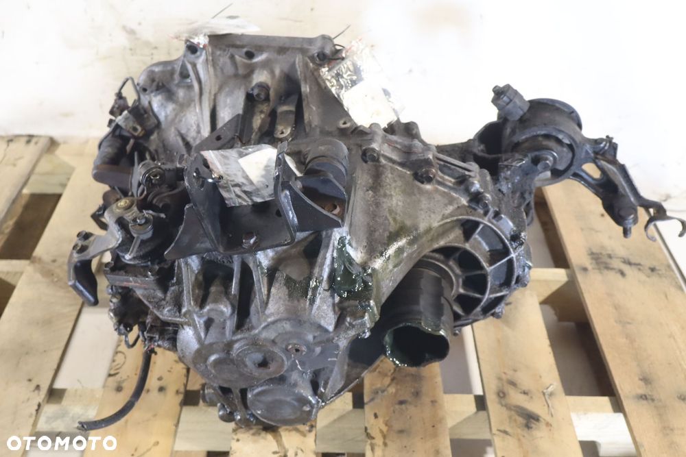 SKRZYNIA BIEGÓW 6 BIEGOWA TOYOTA AURIS I 2.0D4D 25150-2K - 2