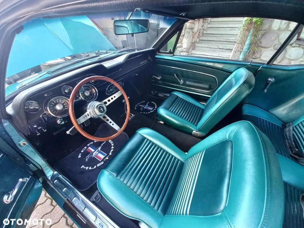 Ford Mustang - 15