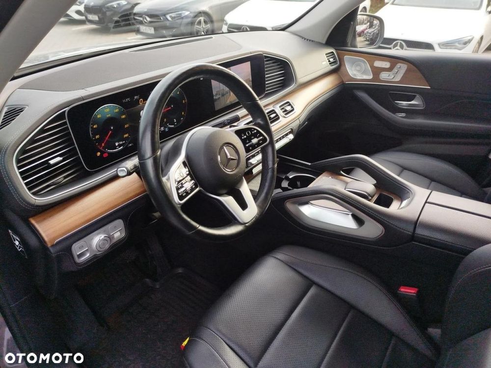 Mercedes-Benz GLE - 10