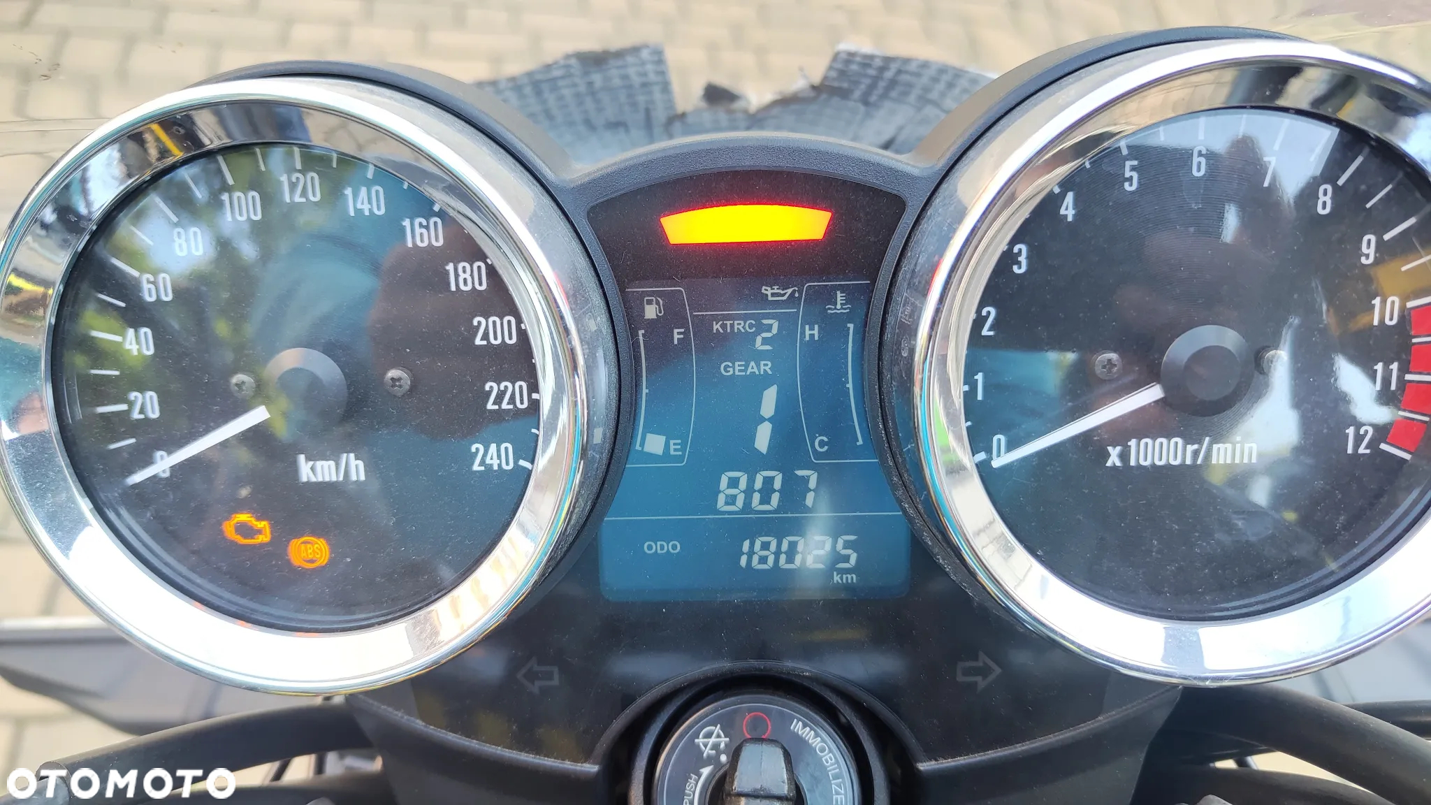 Kawasaki Z 900 RS - 4