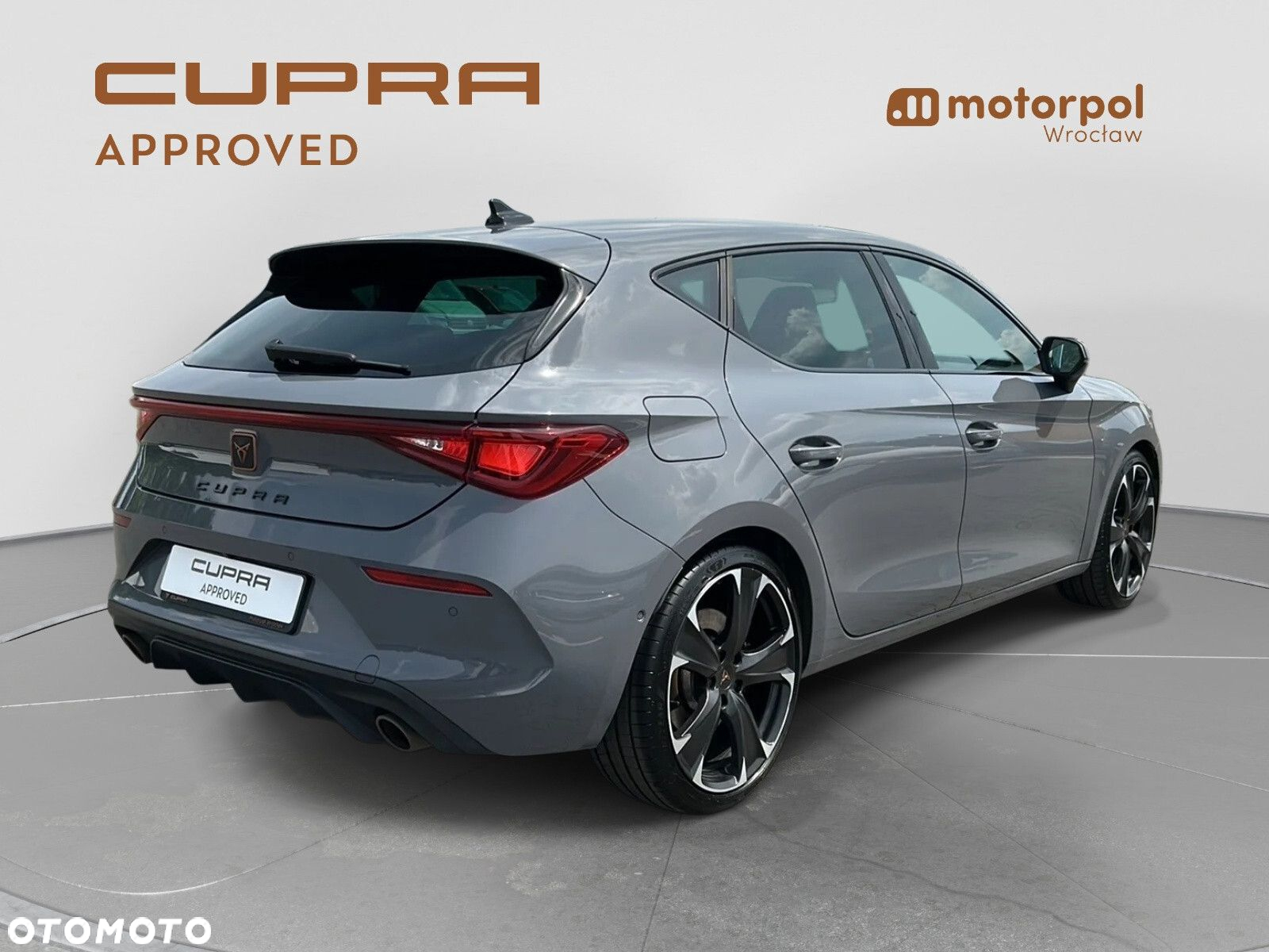 Cupra Leon 2.0 TSI DSG - 13