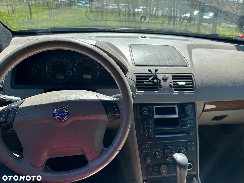 Volvo XC 90 2.4 D5 - 6