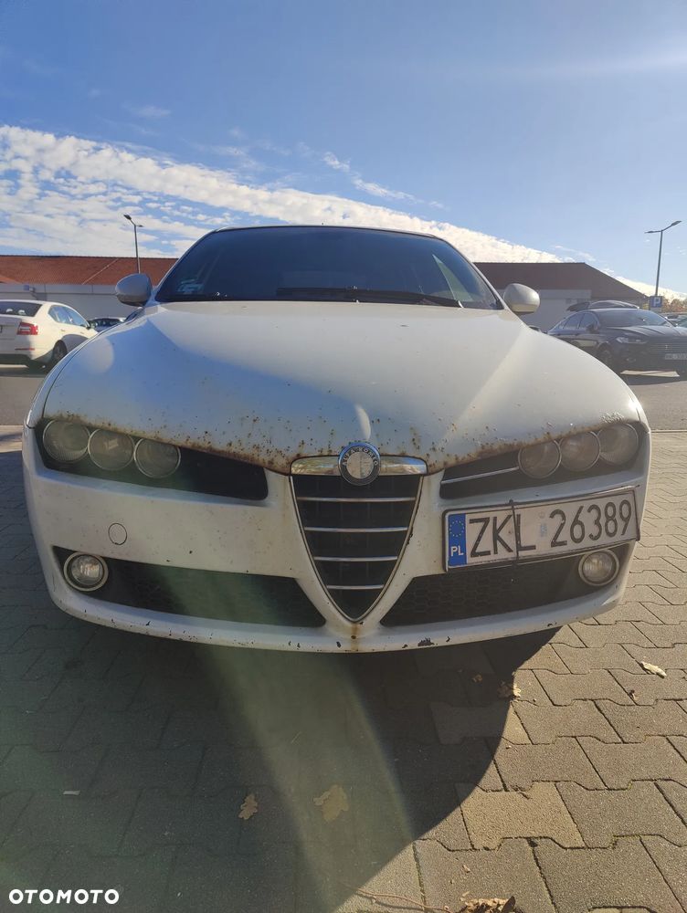 Alfa Romeo 159 2010 photo 4