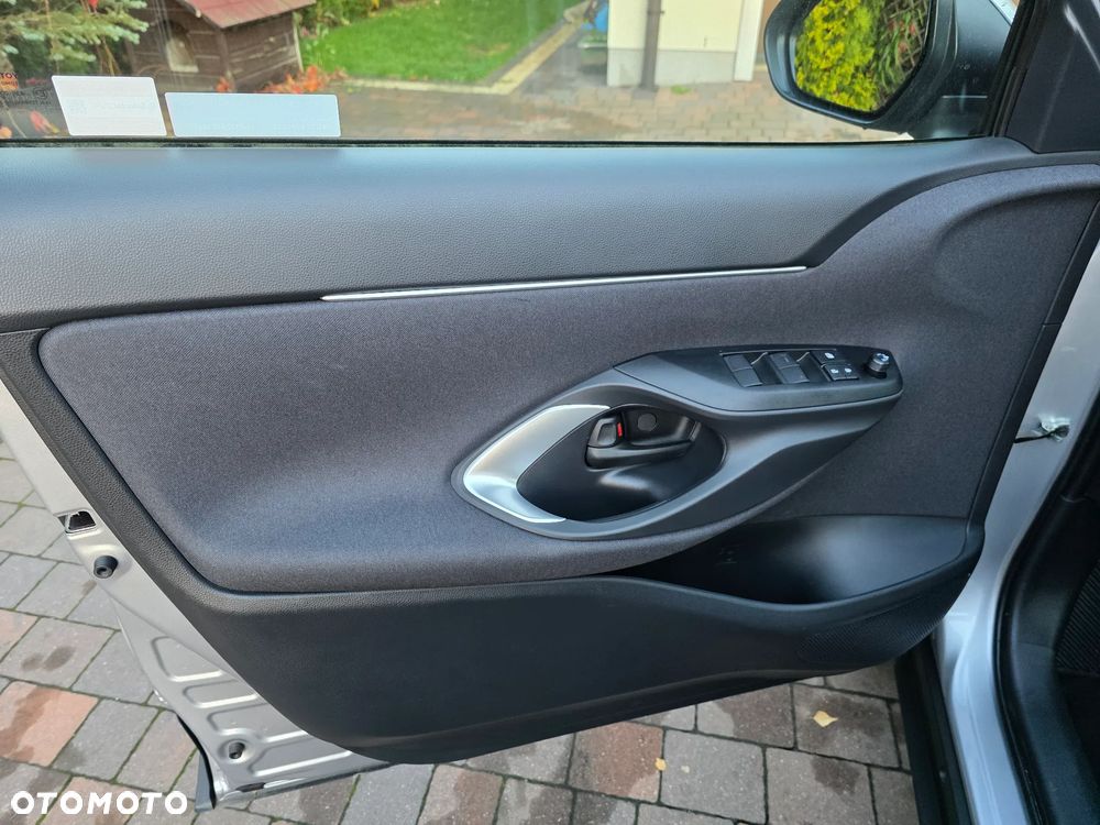 Toyota Yaris Cross Hybrid 1.5 Comfort - 17