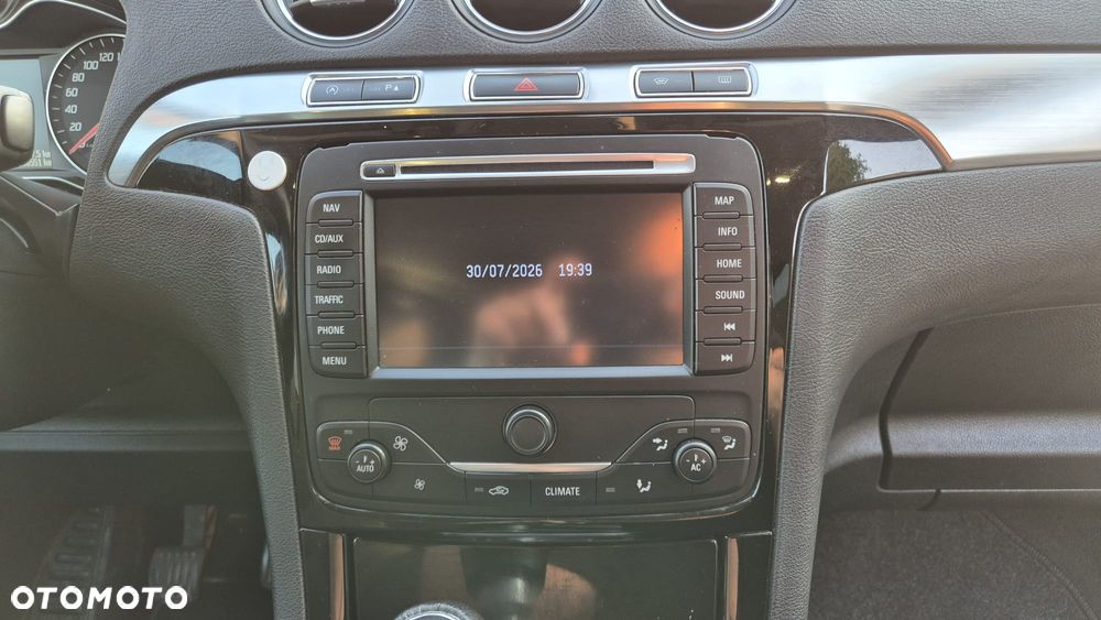 Ford S-Max - 21