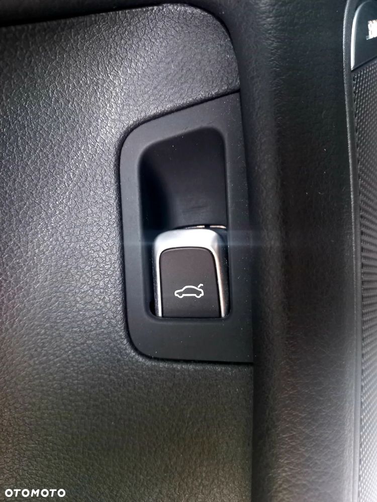 Audi A6 Avant 2.0 TDI Ultra S tronic - 20