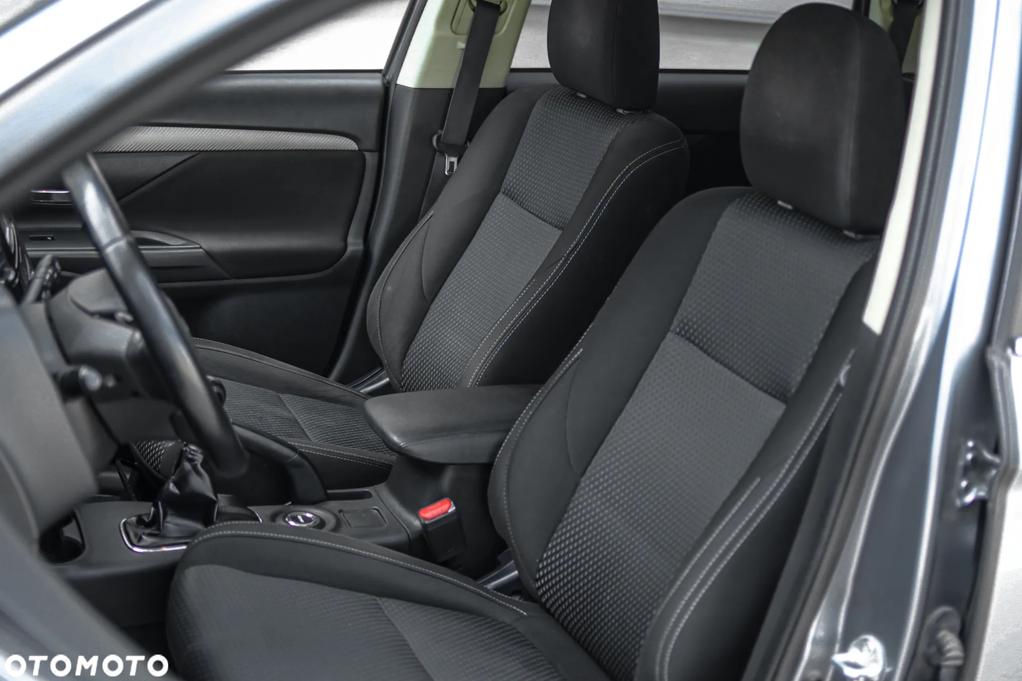 Mitsubishi Outlander 2.2 DID Intense + 4WD - 13