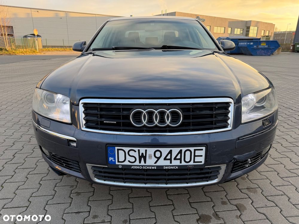 Audi A8 - 5