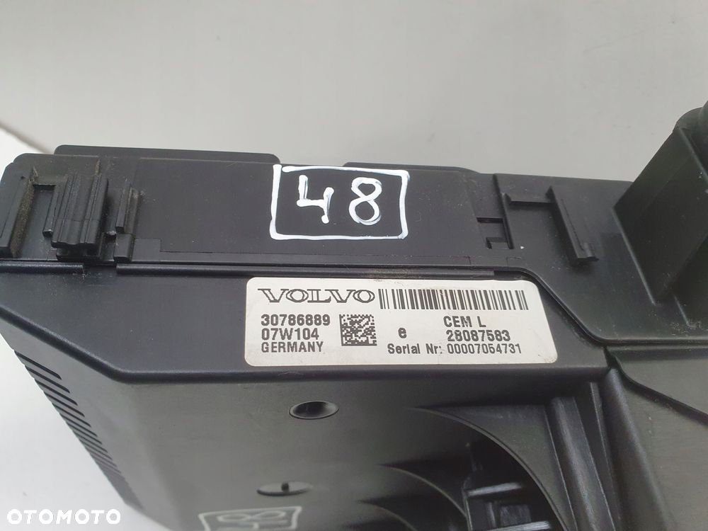 Volvo S60 I V70 II XC90 I MODUŁ BSI CEM komfortu skrzynka 30786889 28087583 - 2