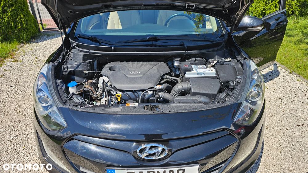 Hyundai i30 1.6 Automatik Trend - 33