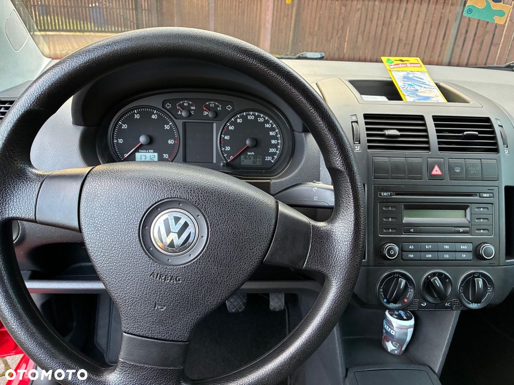 Volkswagen Polo - 7