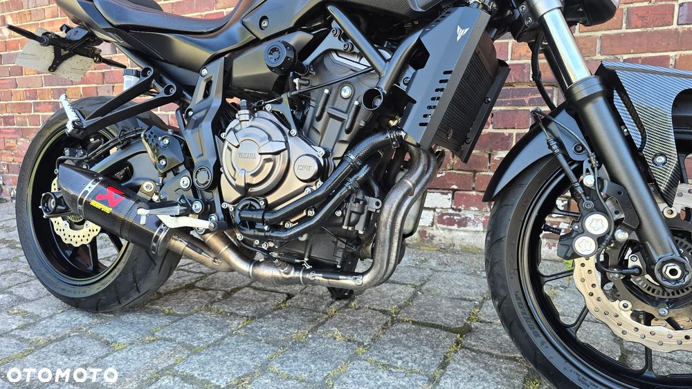 Yamaha MT - 32