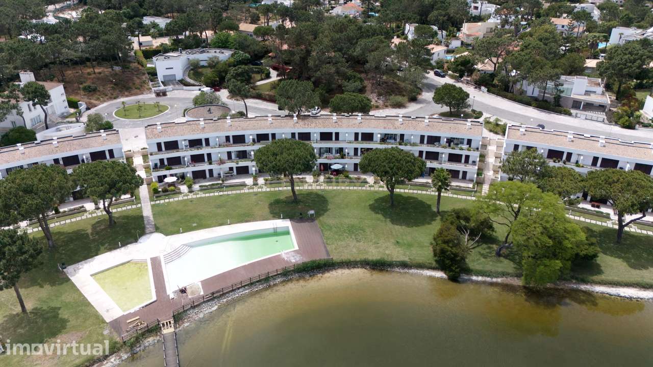 Apartamento T1+1 com terraco privativo no Empreendimento do Lago - Sol - Grande imagem: 3/50
