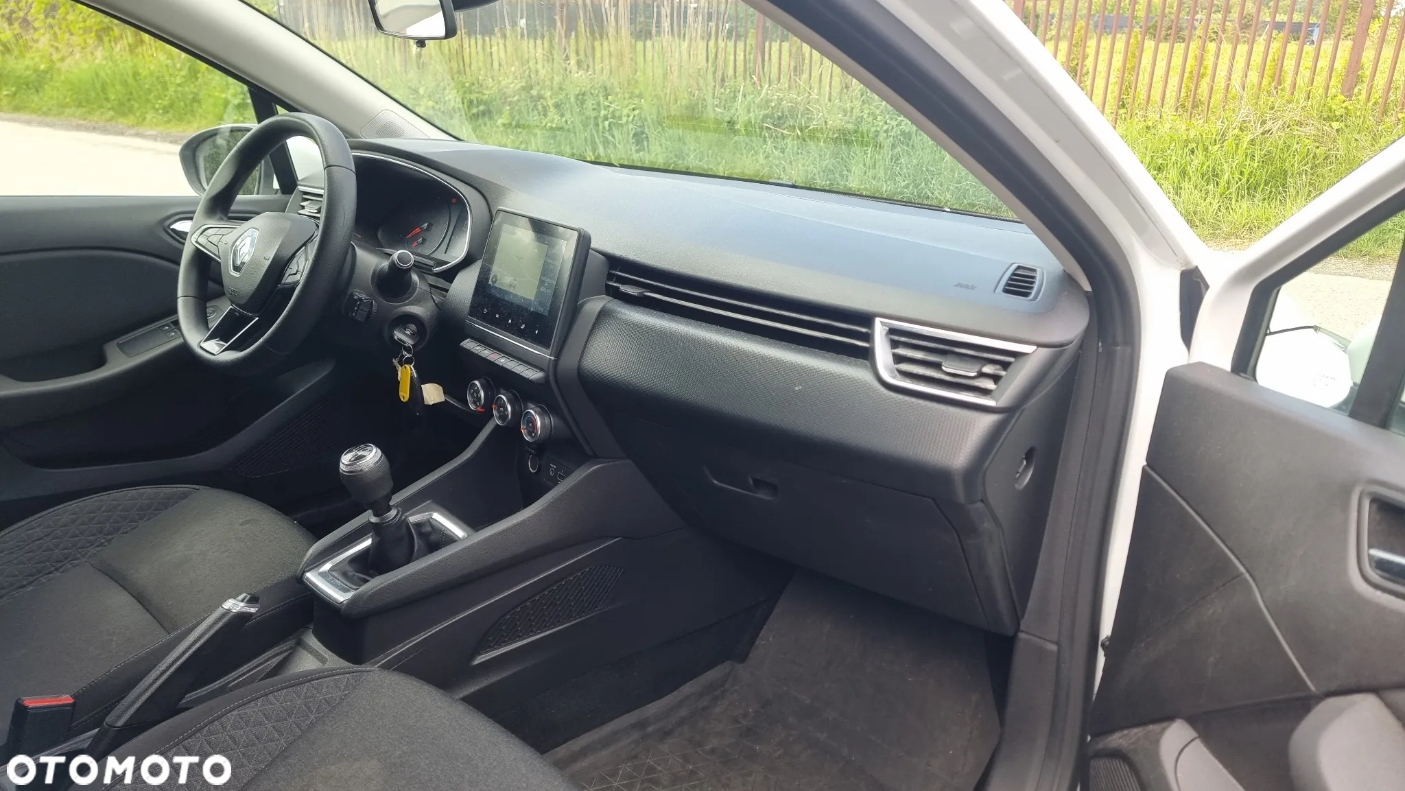 Renault Clio BLUE dCi 85 BUSINESS EDITION - 18
