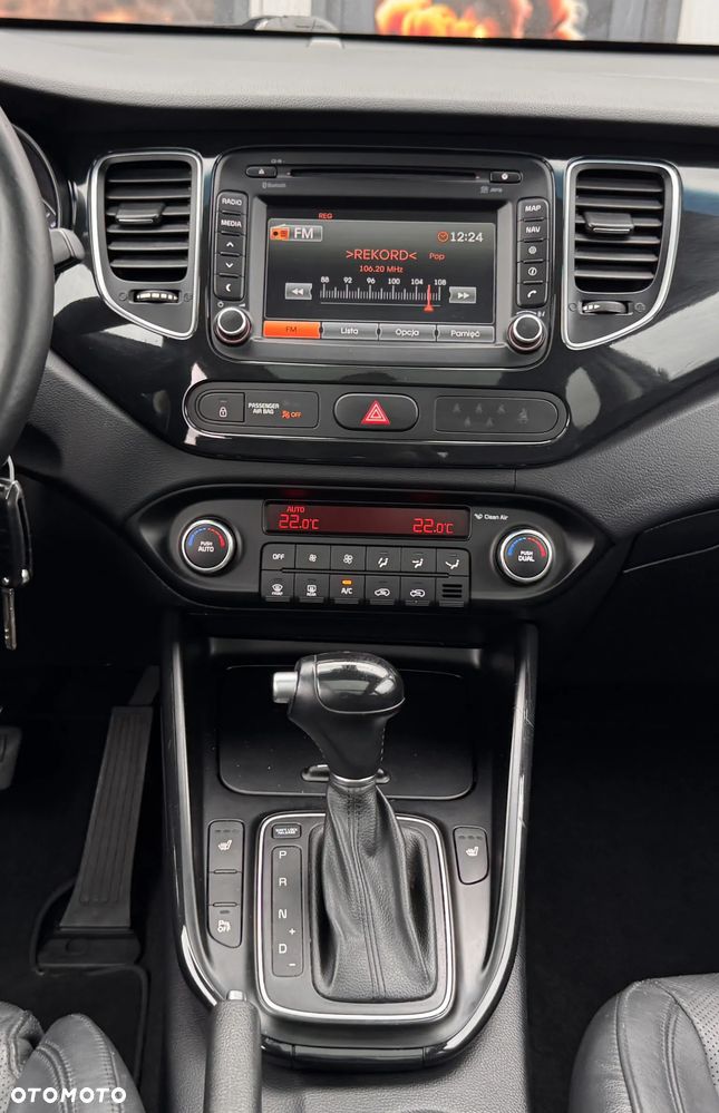 Kia Carens 1.7 CRDi L 7os DCT - 32