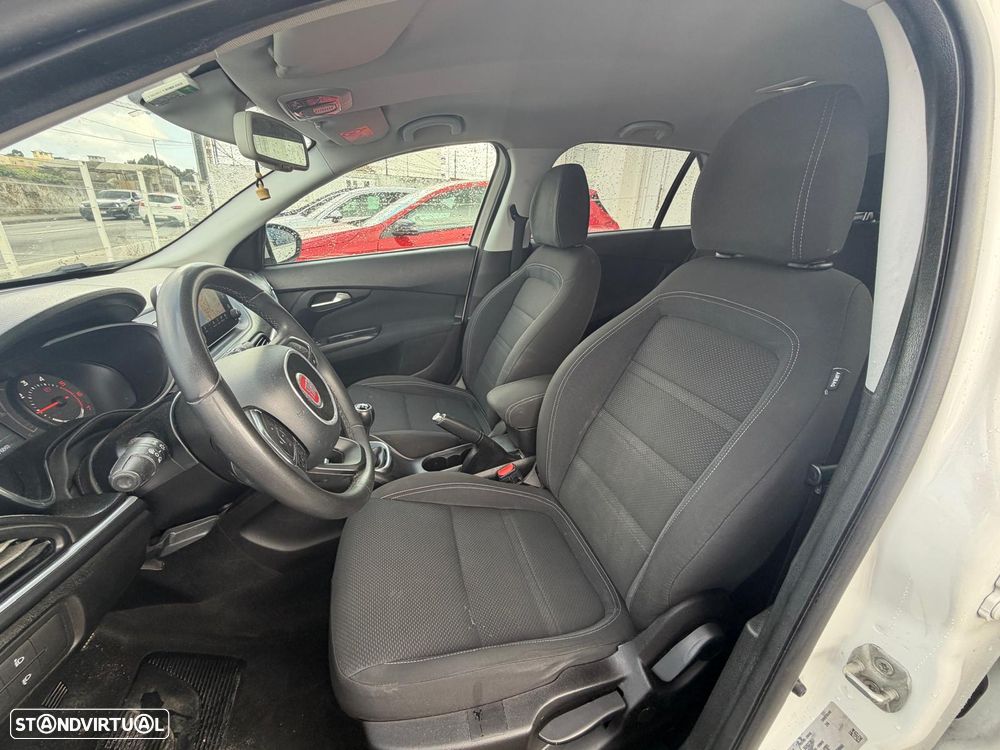 Fiat Tipo Station Wagon 1.3 M-Jet Lounge Tech - 15