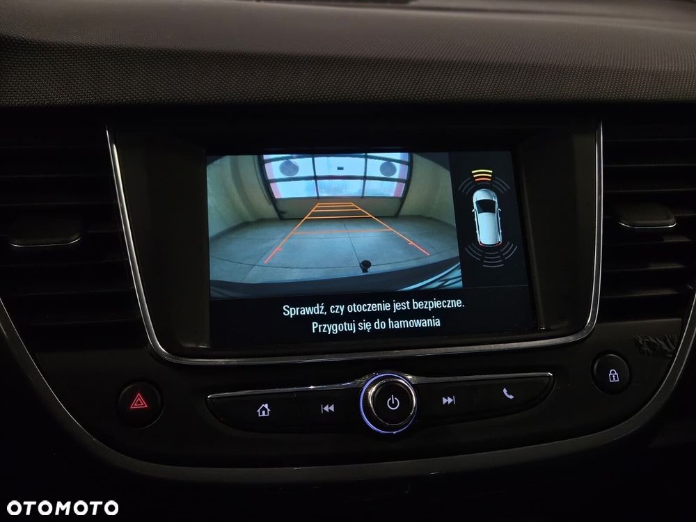 Opel Crossland X - 18