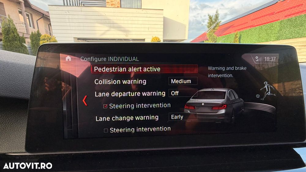 BMW Seria 5 520i Aut. Luxury Line - 31