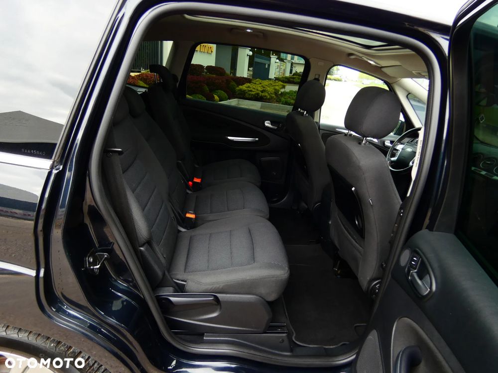Ford S-Max 2.0 TDCi DPF Titanium - 15