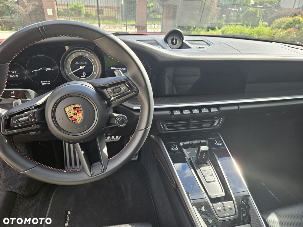 Porsche 911 Turbo S - 6