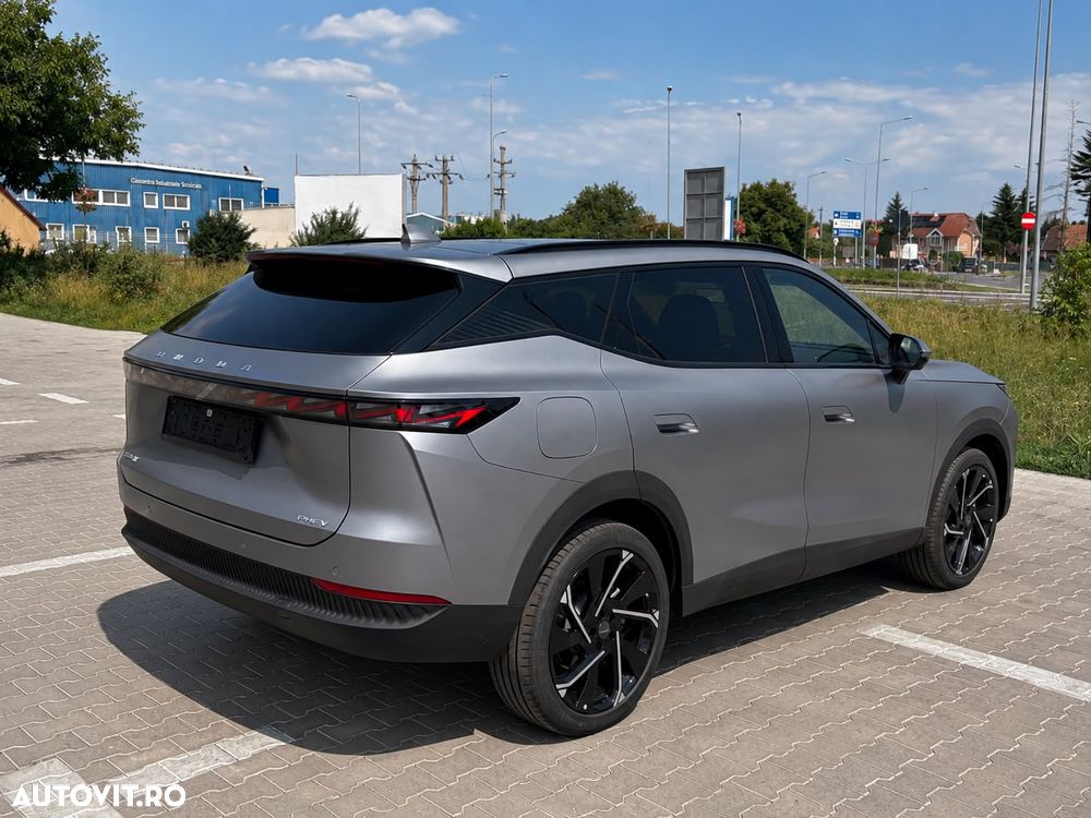 Omoda 7 1.5 TGDI 1DHT PHEV Exclusive - 7