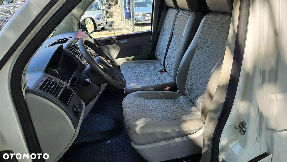 Volkswagen Transporter - 13