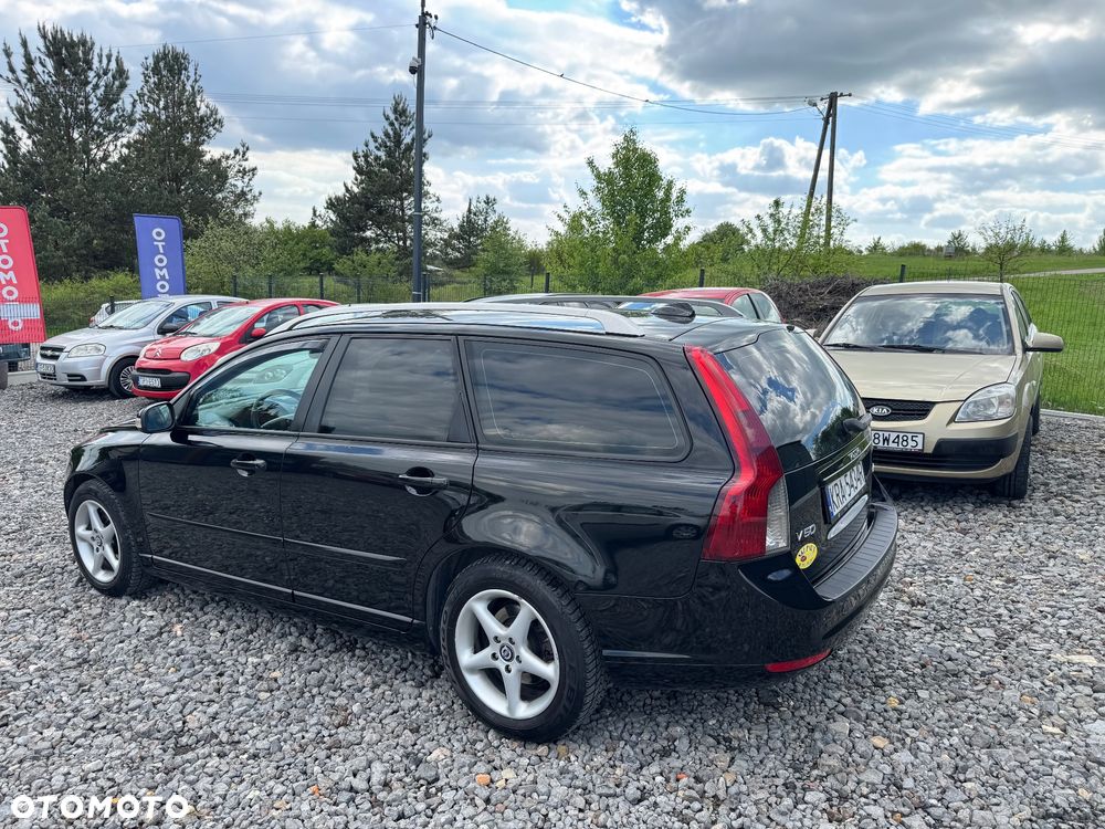 Volvo V50 2.0D Momentum - 9