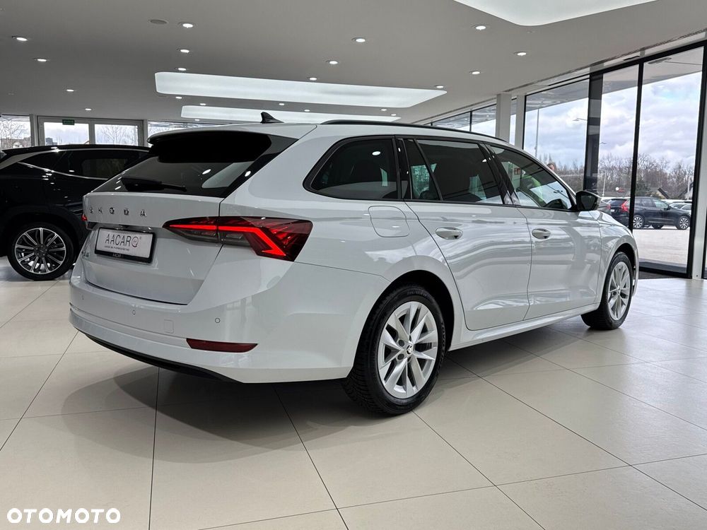 Skoda Octavia 2.0 TDI Ambition DSG - 5