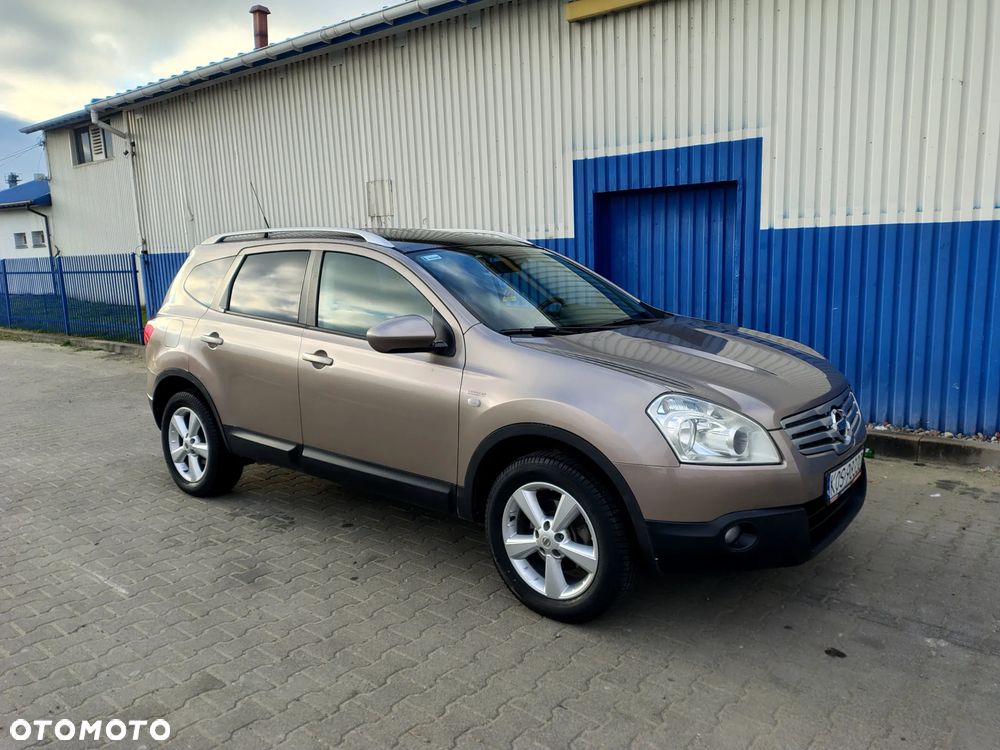 Nissan Qashqai+2 2.0 visia - 1