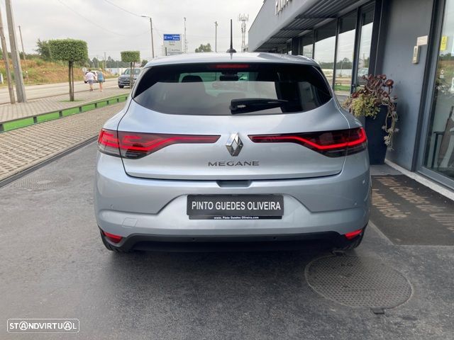 Renault Mégane 1.5 Blue dCi Limited - 9