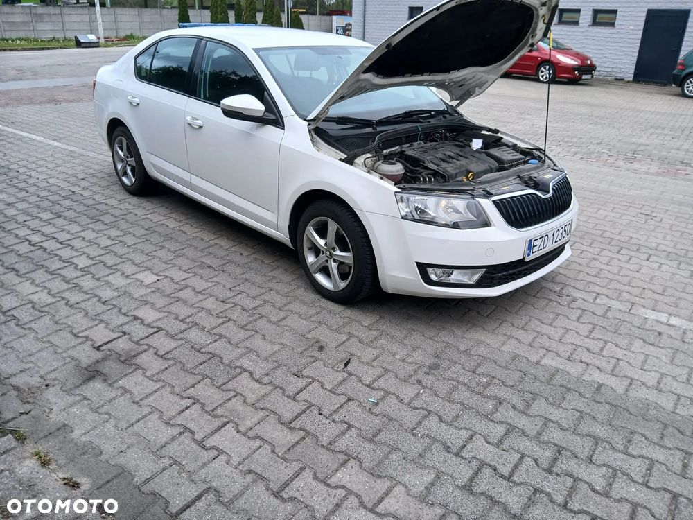 Skoda Octavia 1.6 TDI Solution - 18
