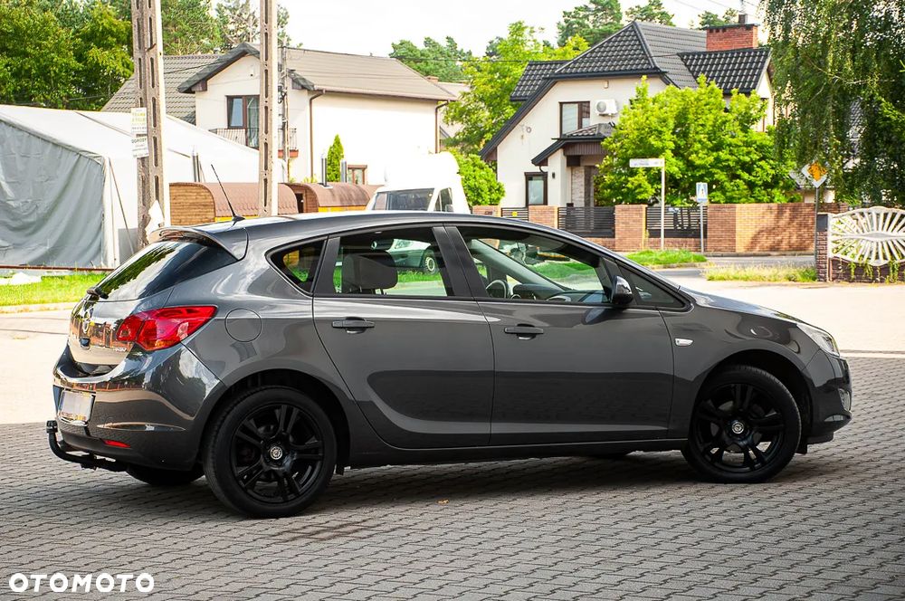 Opel Astra 1.4 Turbo Innovation - 29