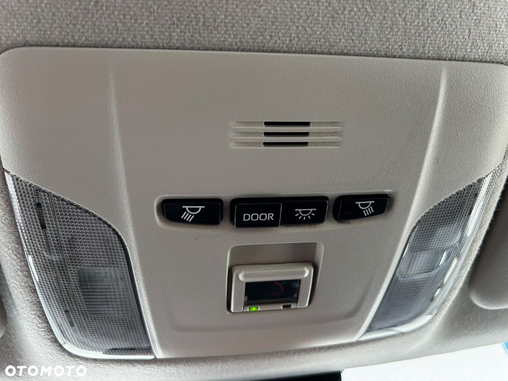 Toyota Corolla 1.5 Comfort - 21