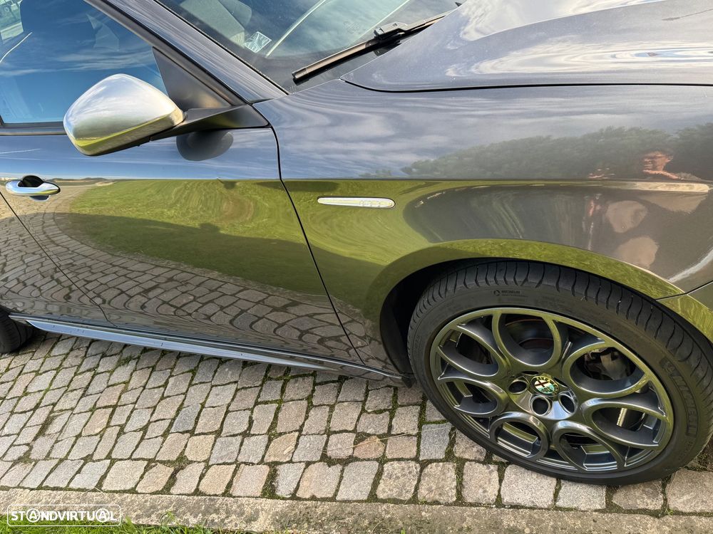 Alfa Romeo Giulietta 1.6 JTDm Veloce - 2