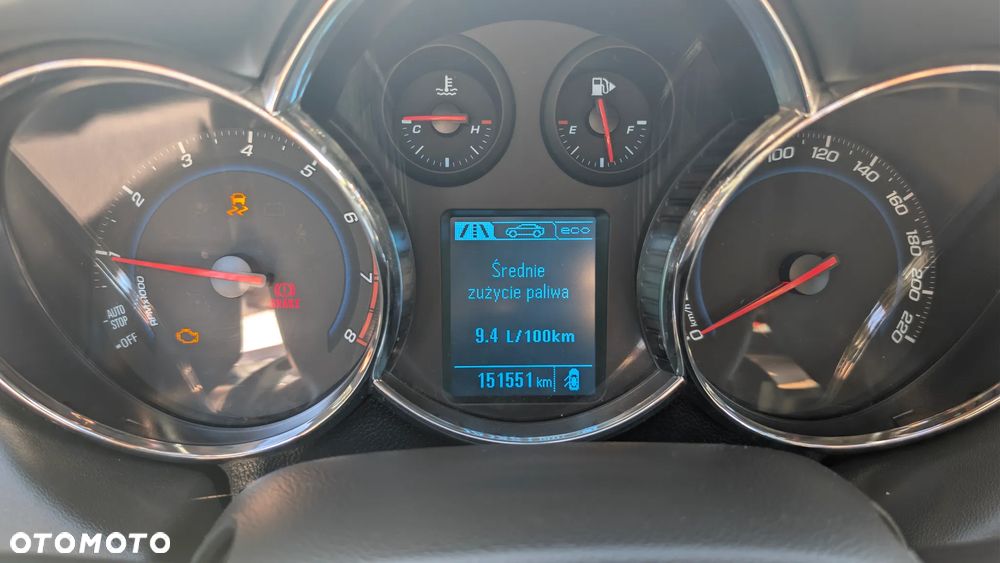 Chevrolet Cruze - 8