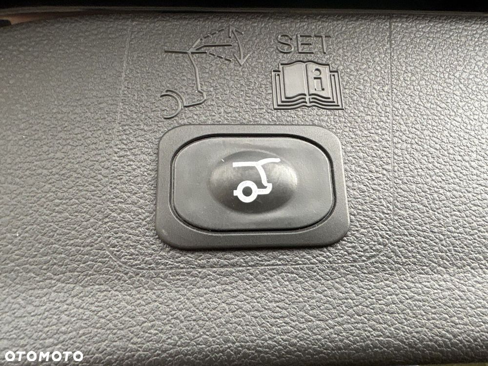 Ford Kuga 1.5 EcoBoost FWD Titanium - 22