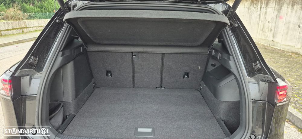 VW Tiguan 1.5 TSI eHybrid R-Line DSG - 36