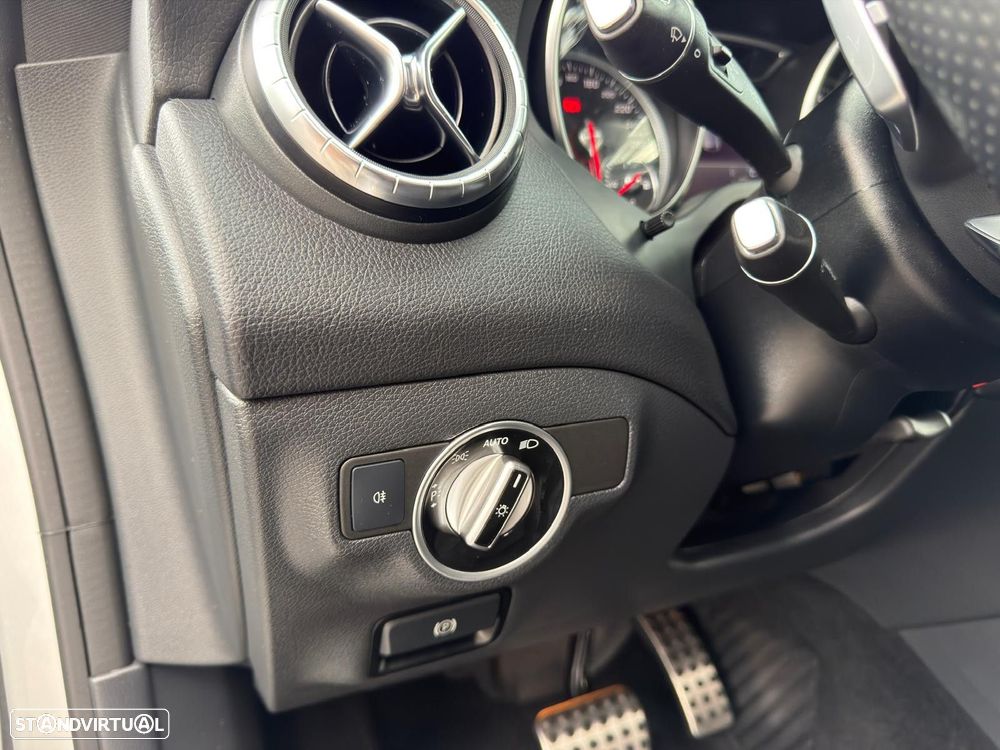 Mercedes-Benz CLA 180 d 7G-DCT AMG Line - 21