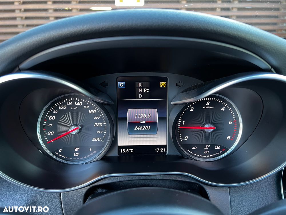 Mercedes-Benz C - 13