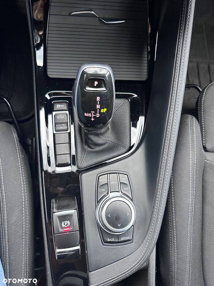 BMW X2 sDrive18i - 16
