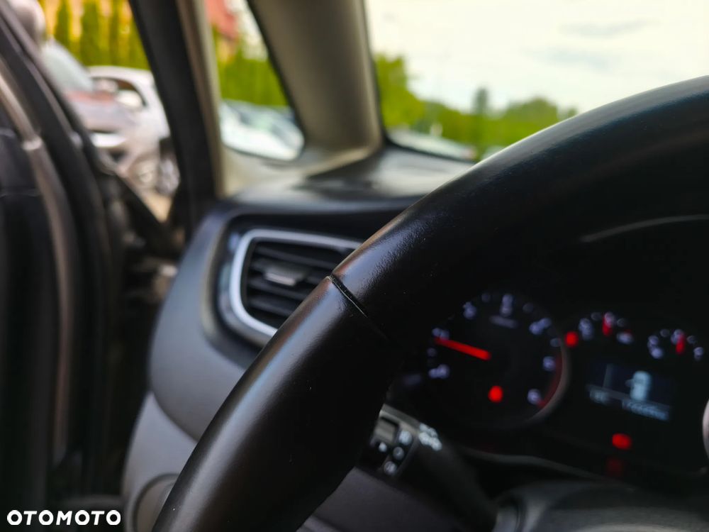 Kia Carens 1.7 CRDi XL 7os - 12