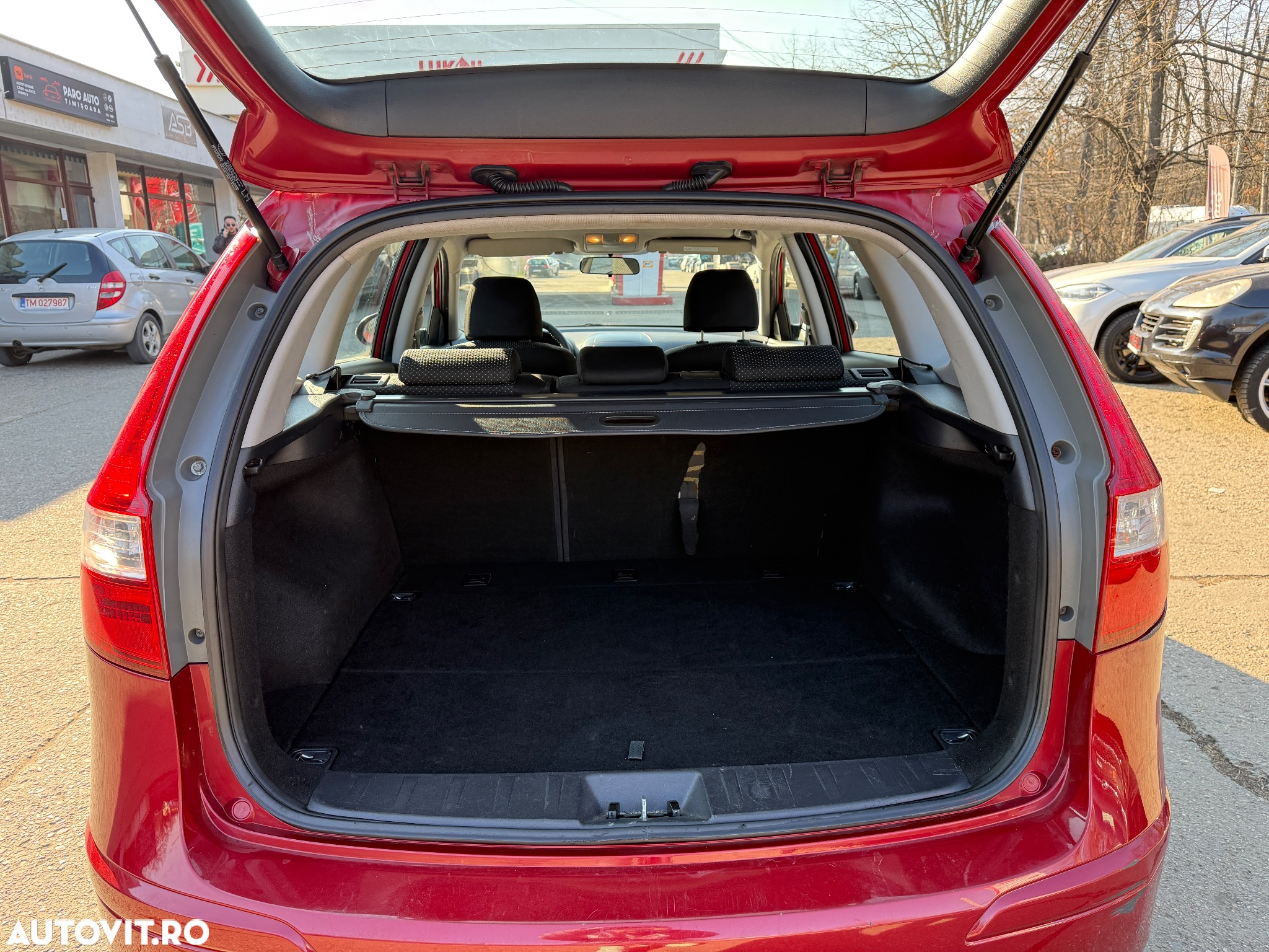 Hyundai i30 i30cw 1.6 CRDi UEFA EURO 2012 Edition - 3
