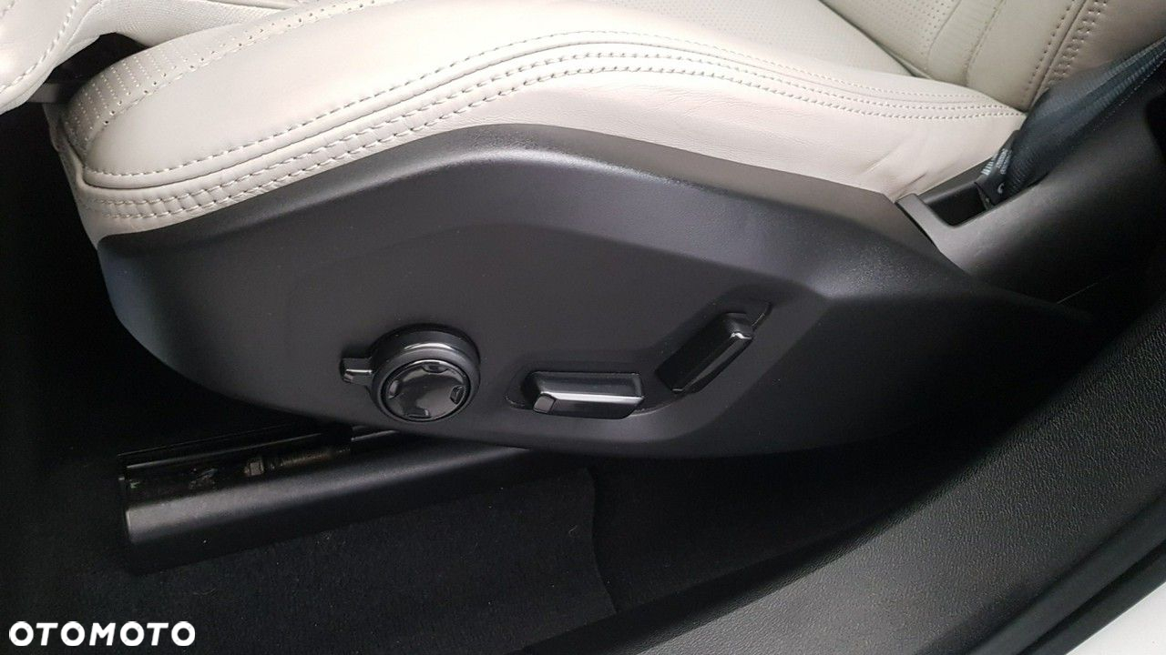 Volvo XC 60 - 26