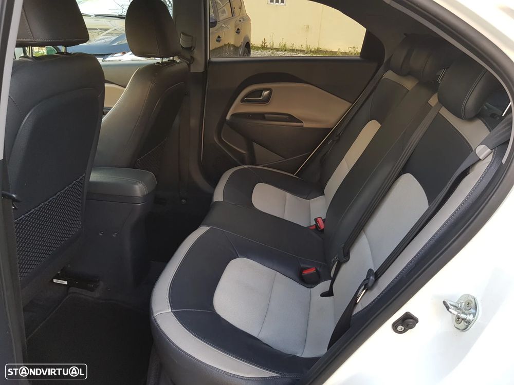 Kia Rio 1.1 CRDi TX Prime - 14