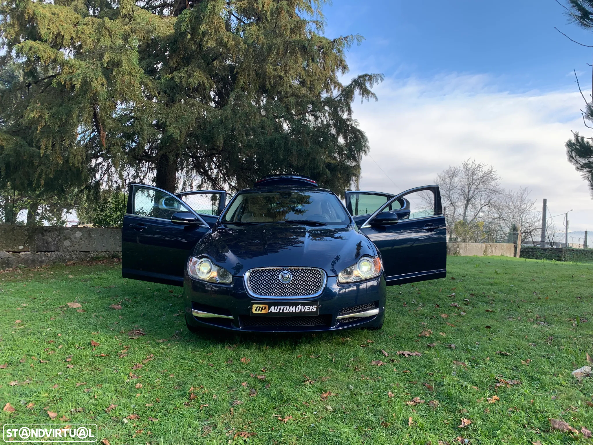 Jaguar XF 3.0 D V6 Premium Luxury - 54