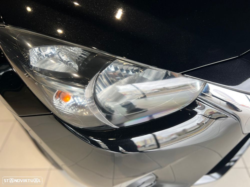 Mazda 2 1.5 Sky.Evolve - 11