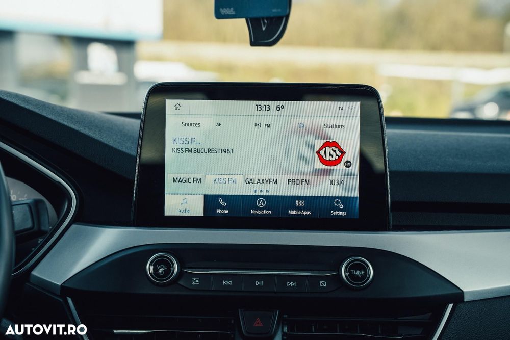 Ford Focus 1.0 EcoBoost Trend Edition - 9